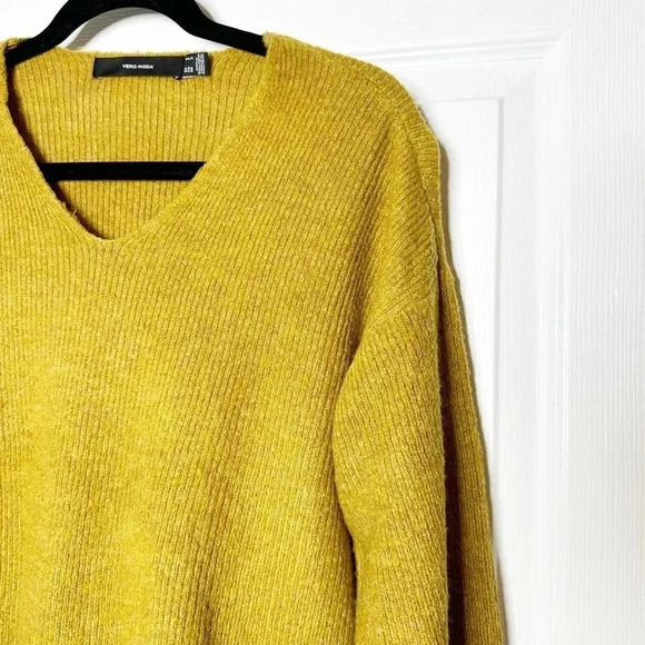 VERO MODA Crewlefile Size S‎ Drop Shoulder Knit Pullover Sweater - Picture 4 of 5